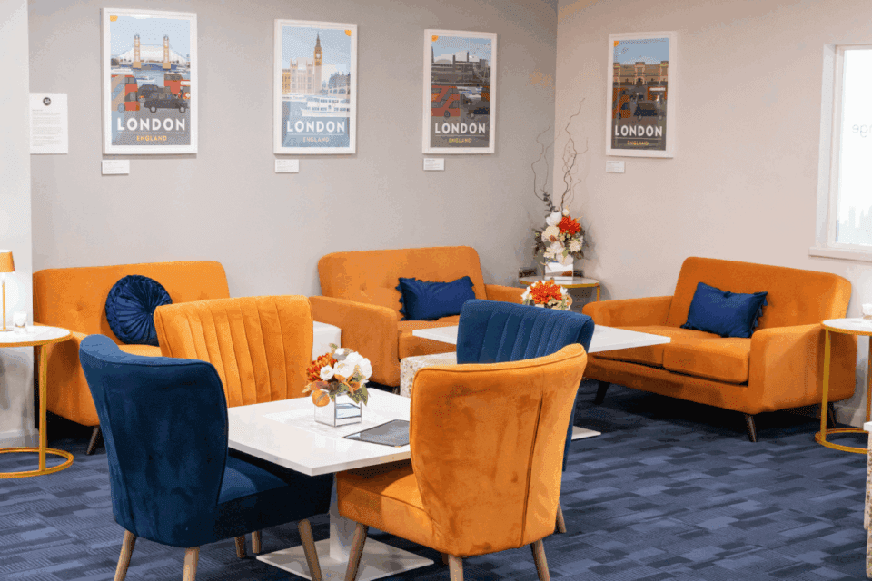 SKYLIFE Lounge